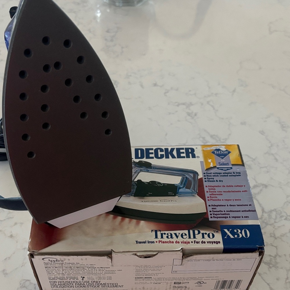 Black & Decker Travel Iron